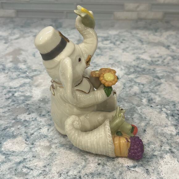 Lenox "Pachyderm Pilgrim" Elephant Figurine Ivory Fine China 24k Gold Accents - Picture 4 of 5